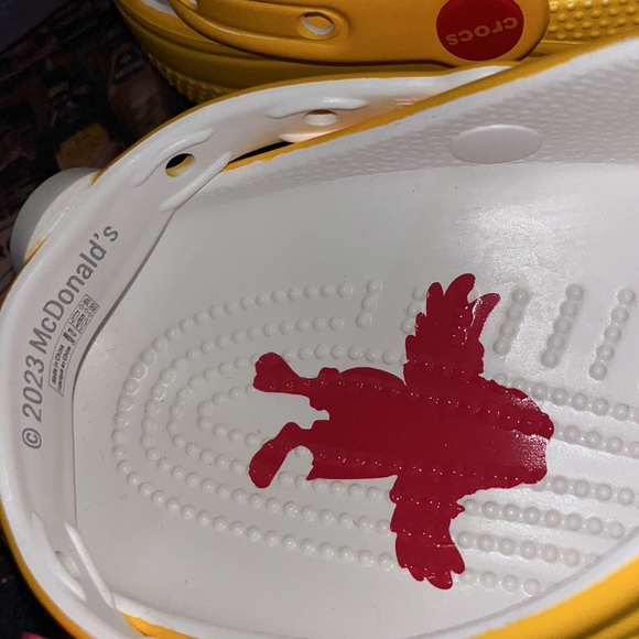 🍟 🐊🍟• 🐊 CROCS x McDonald Collab 🐊• 🍟🐊🍟 - Picture 8 of 8